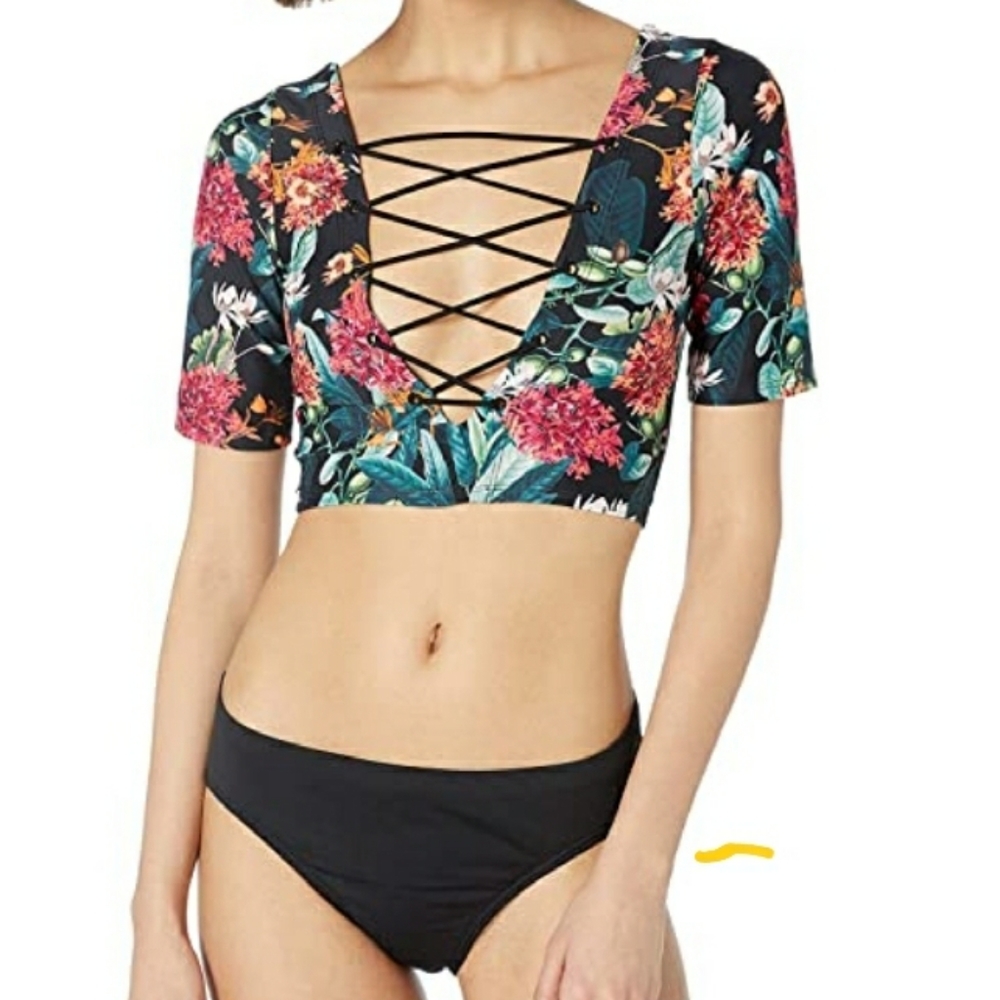 Body Glove Sunshine Rashguard NWT Cleo Black